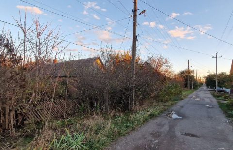 Продається ділянка землі на Ластівці.