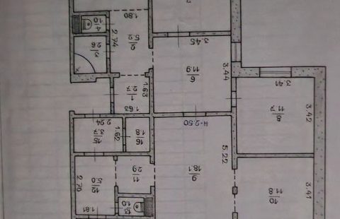 Продається приміщення або квартира на Східному 2