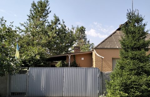 Добротний будинок на СоцМісті з ремонтом, меблями та інвентарем!