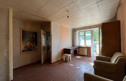 Продаж 1к квартири на Рокуватій