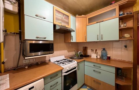 Орена 2к квартири площа Визволення