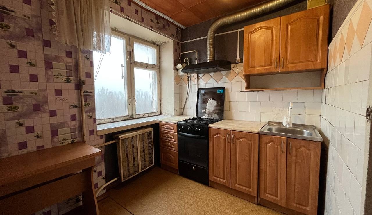 Продаж роздільної 3к квартири Рудана