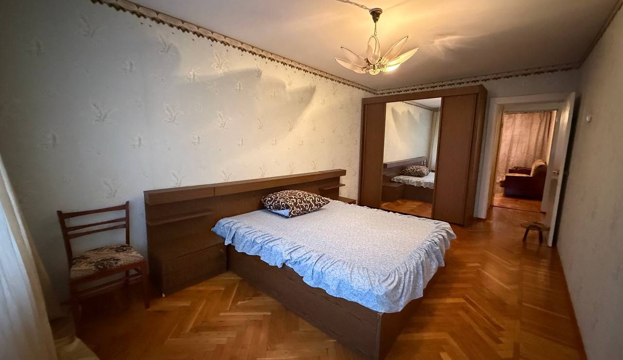 Оренда 2к квартири на пл. Визволення (вул. Пушкіна)