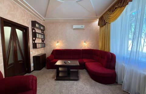 Оренда 2к квартири по вул. Свято-Миколаївська