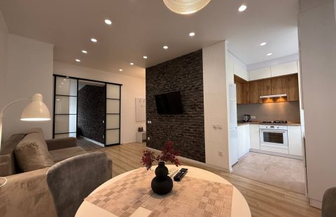 Оренда 2к квартири на 95 кварталі