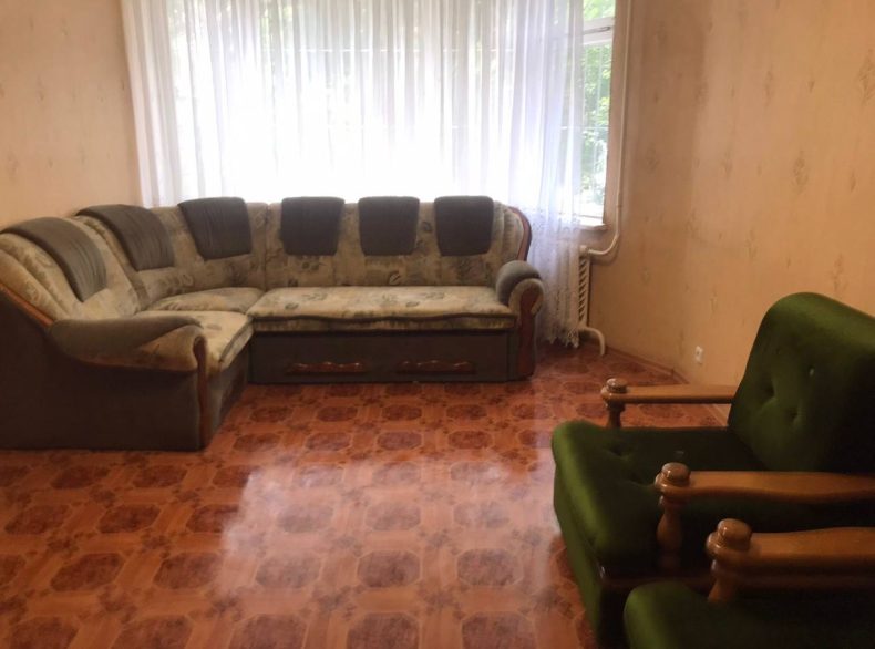 Оренда 2к квартири Свято-Миколаївська