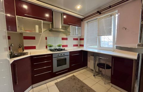 Оренда 3к квартири Балхаська/ Миру