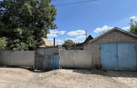Продаж двох 3к будинків на 44кв